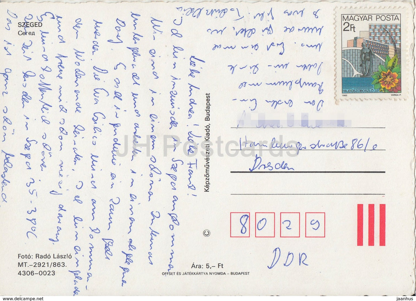 Szeged - architecture - cathédrale - bus Ikarus - voitures - multiview - années 1980 - Hongrie - utilisé