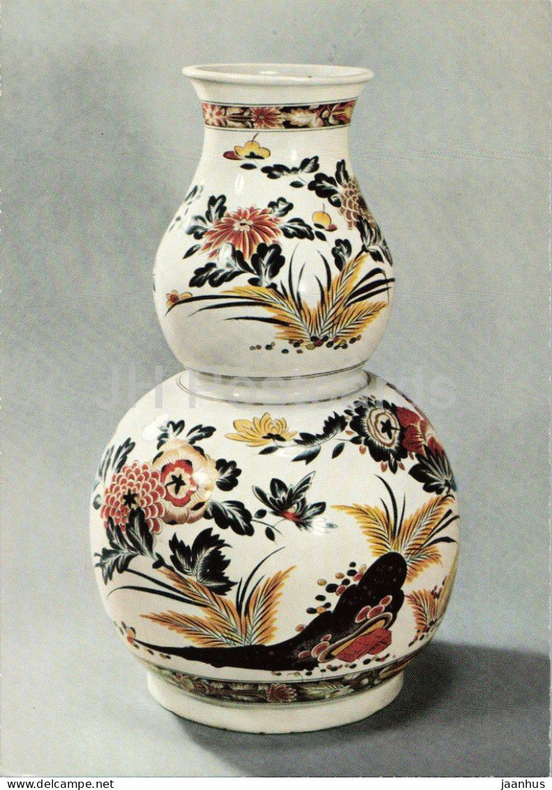 faience double gourd vase by A. F. von Lowenfinck - Doppelkurbisvase - Fulda 1741-1744 - Germany - unused - JH Postcards