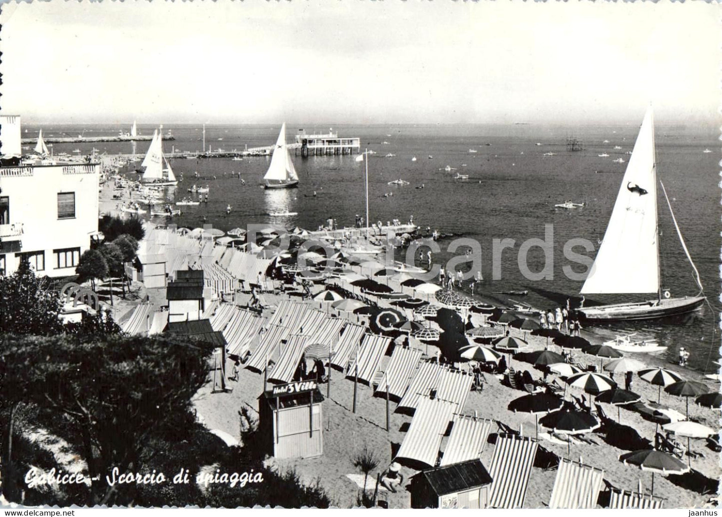 Gabicce - Scorcio di Spiaggia - beach - seaside umbrellas - Adriatic - sailing boat - 258 - old postcard - Italy - used - JH Postcards