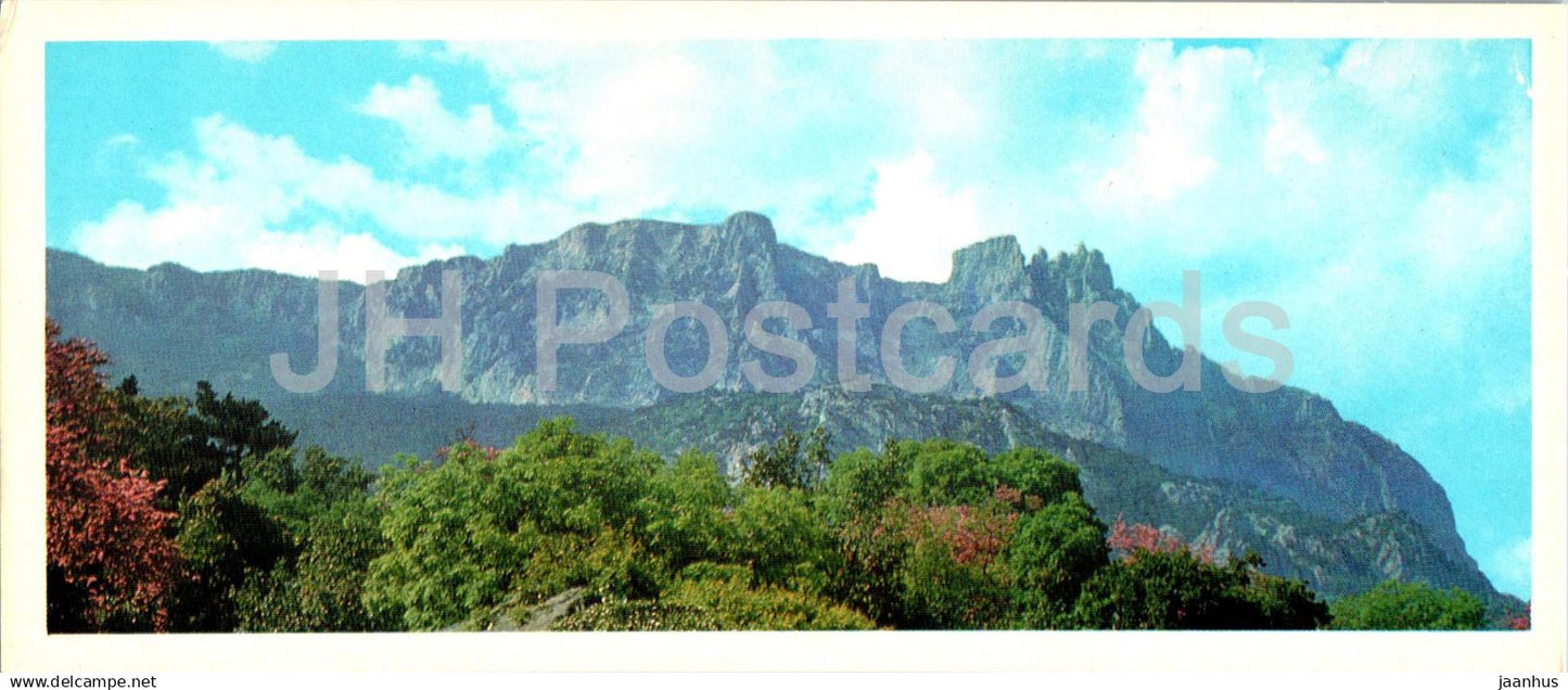 Alupka Palace Museum - view of Mount Ai-Petri from Alupka Park - 1981 - Ukraine USSR - unused - JH Postcards