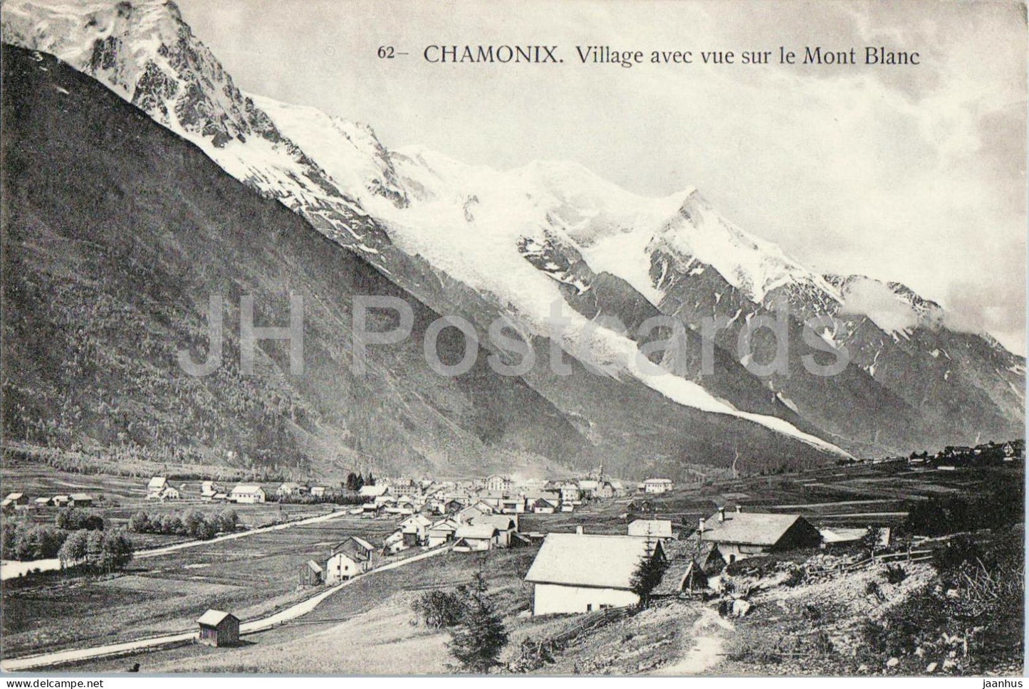 Chamonix - Village avec vue sur le Mont Blanc - village view - mountains - 62 - old postcard - France - unused - JH Postcards