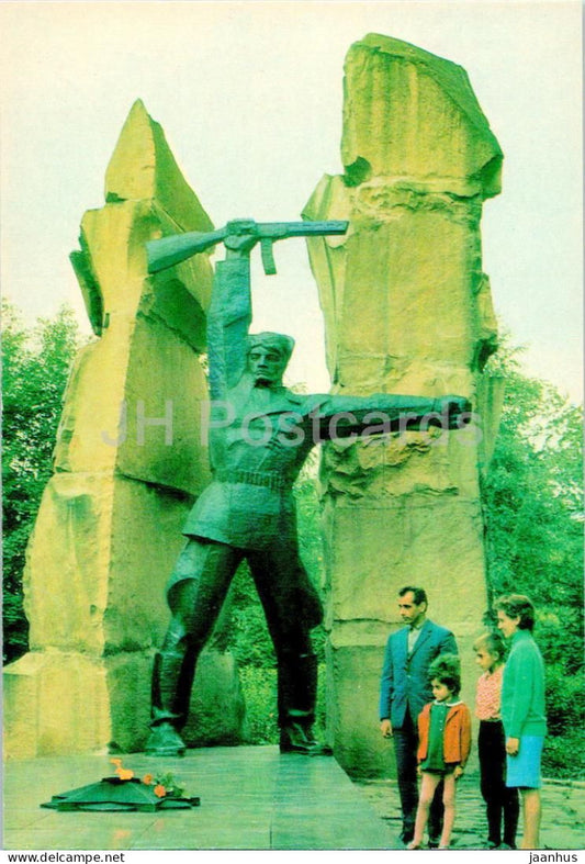 Yaremche -  Ivano-Frankivsk region - monument to the Kopakov partisans - 1974 - Ukraine USSR - unused - JH Postcards