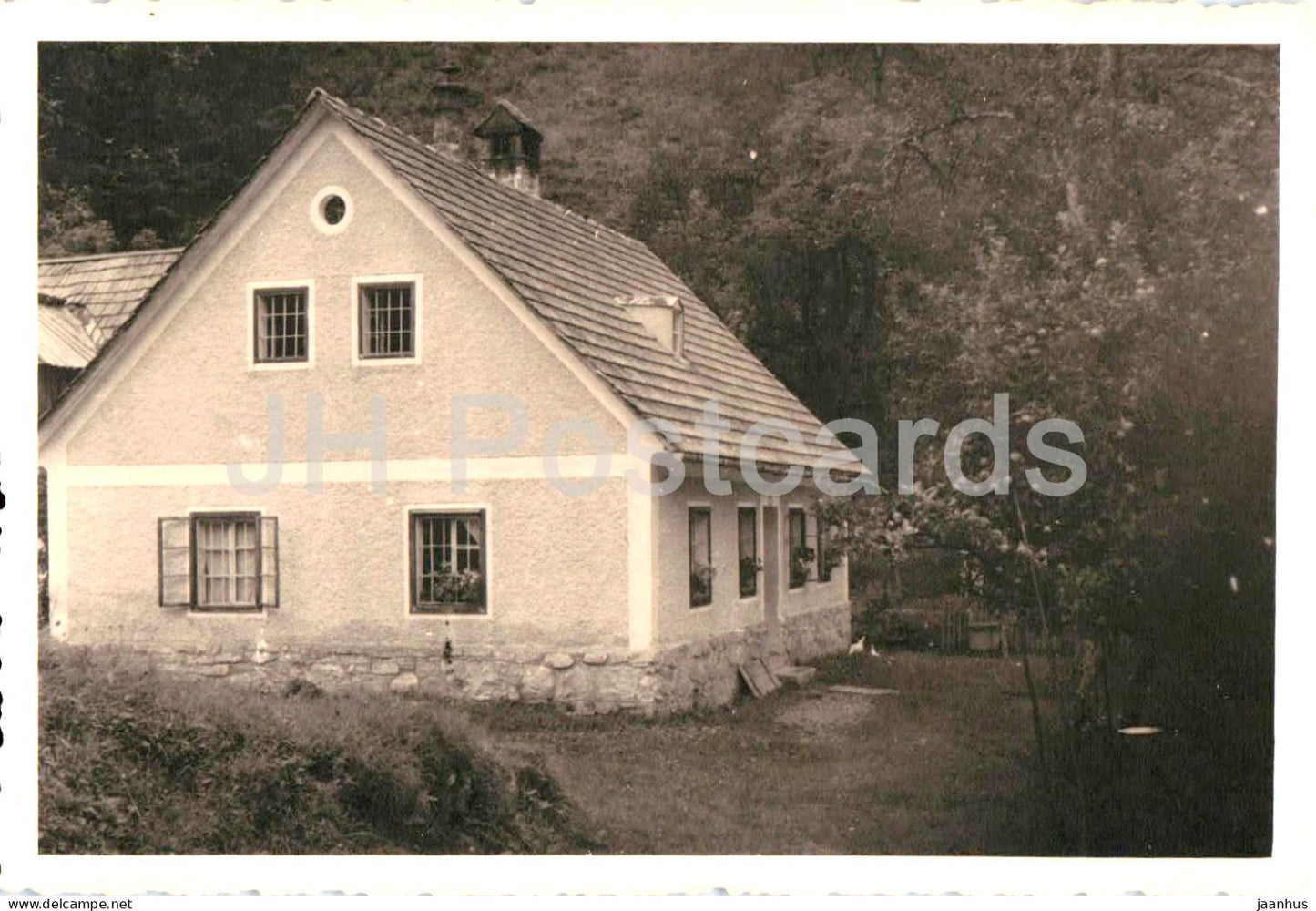 Waldamt - Bauernhaus im Tal - Farmhouse in Valley - 1 - rural architecture - photo - old postcard 1946 - Austria - used - JH Postcards