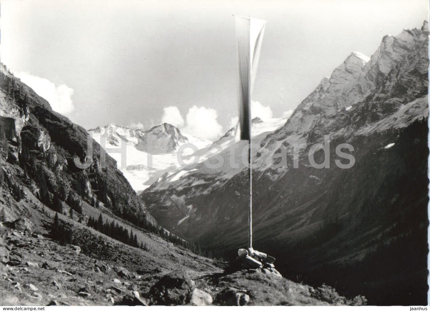 Beim Steinbock in der Floite - Zillertal - alpine valley - mountains - 707 - old postcard - Austria - unused - JH Postcards