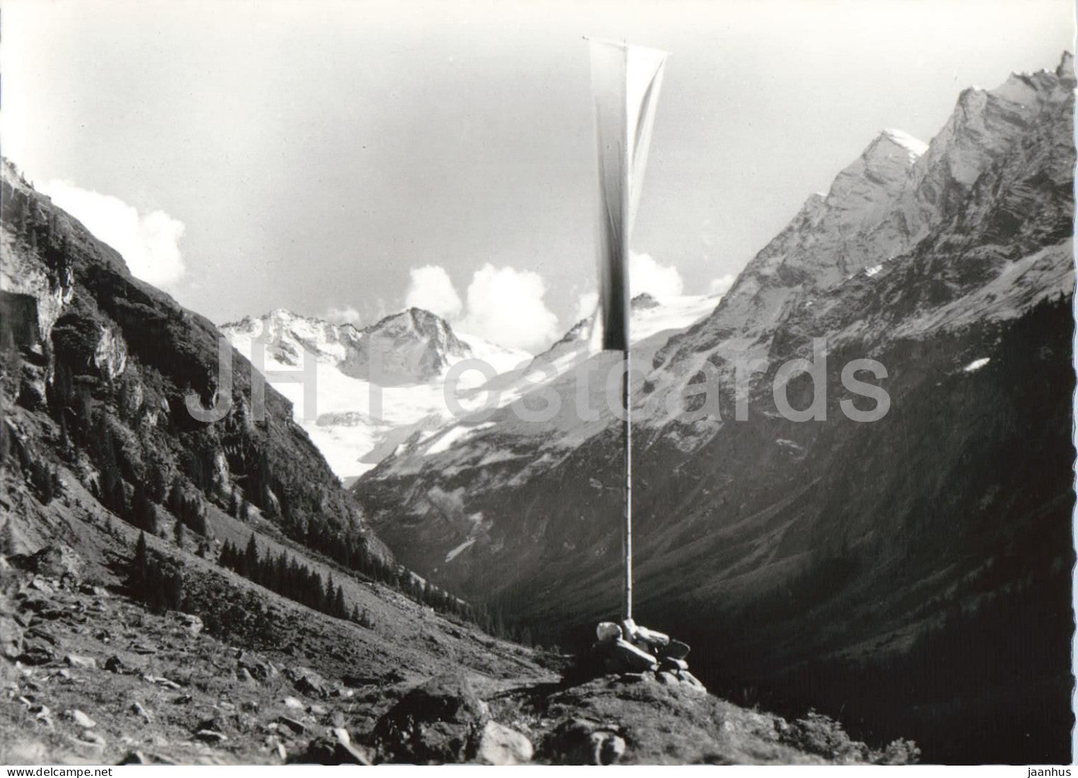 Beim Steinbock in der Floite - Zillertal - alpine valley - mountains - 707 - old postcard - Austria - unused - JH Postcards
