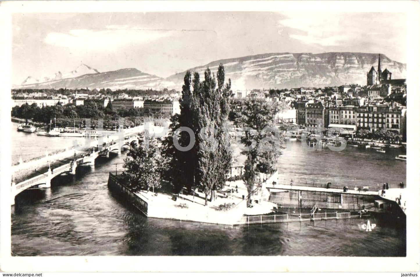 Geneve - Geneva - Pont des Bergues - Pont du Mont-Blanc et Mont-Blanc - 39 - old postcard - 1951 - Switzerland - used - JH Postcards