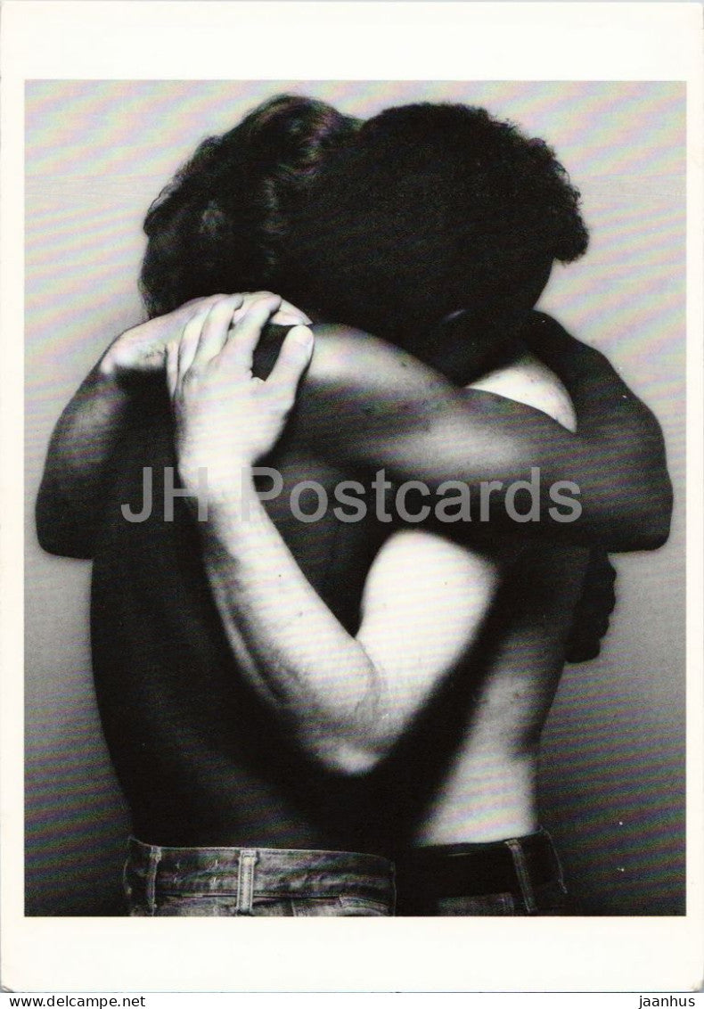 photograph art by Robert Mapplethorpe - hugging couple - American art - 1983 - USA - unused - JH Postcards