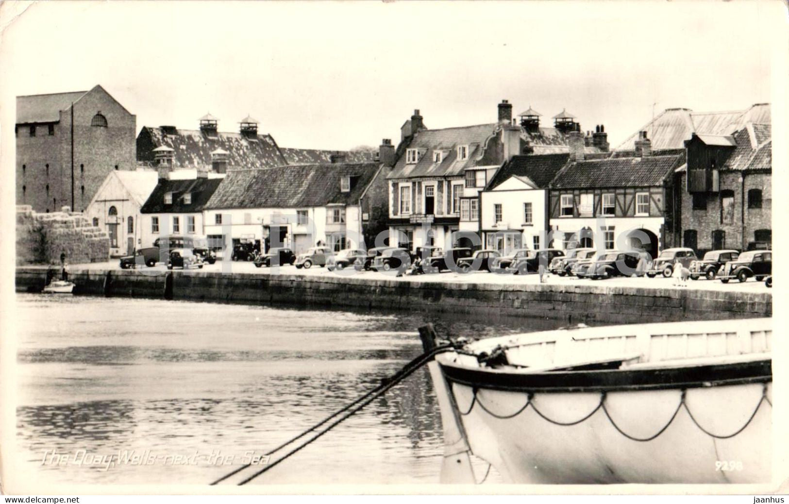 The Quay Wells-next-the-Sea Norfolk - car - boat - 9298 - old postcard - 1957 - England - United Kingdom - used - JH Postcards