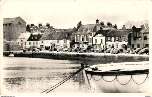 The Quay Wells-next-the-Sea Norfolk - car - boat - 9298 - old postcard - 1957 - England - United Kingdom - used - JH Postcards