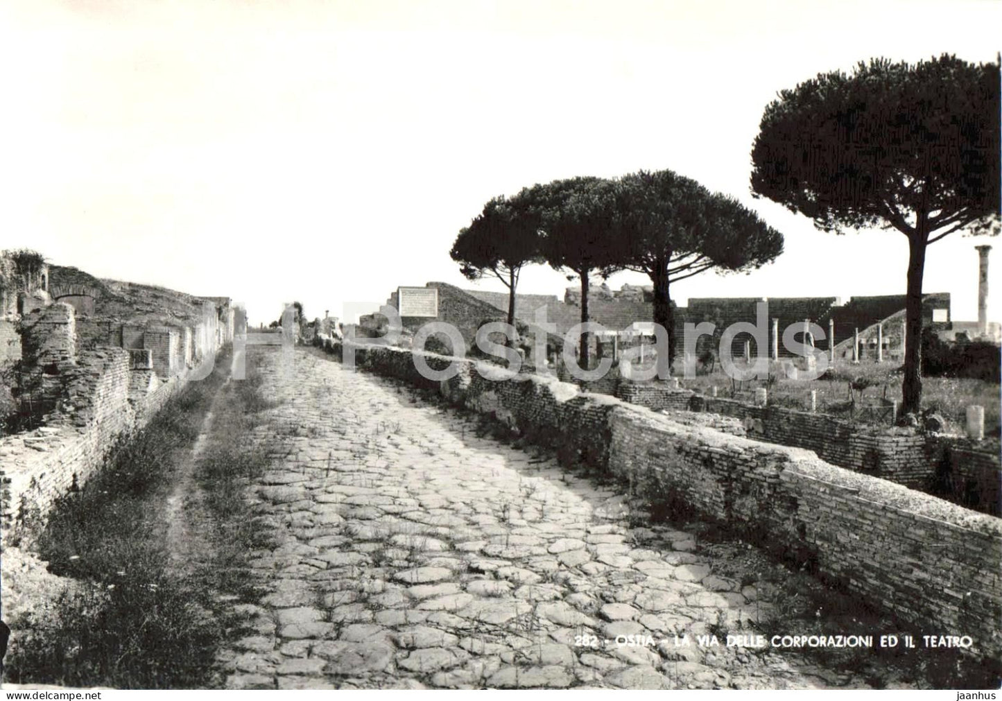 Ostia - La Via delle Corporazioni ed il Teatro - ancient street - ancient world - 282 - old postcard - Italy - unused - JH Postcards
