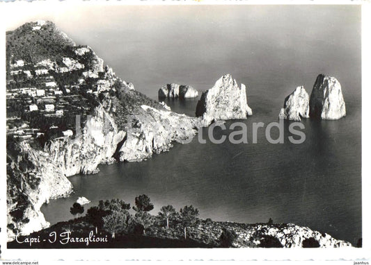 Capri - I Faraglioni - Faraglioni Rocks - cliffs island coast Mediterranean - old postcard - 1954 - Italy - used - JH Postcards