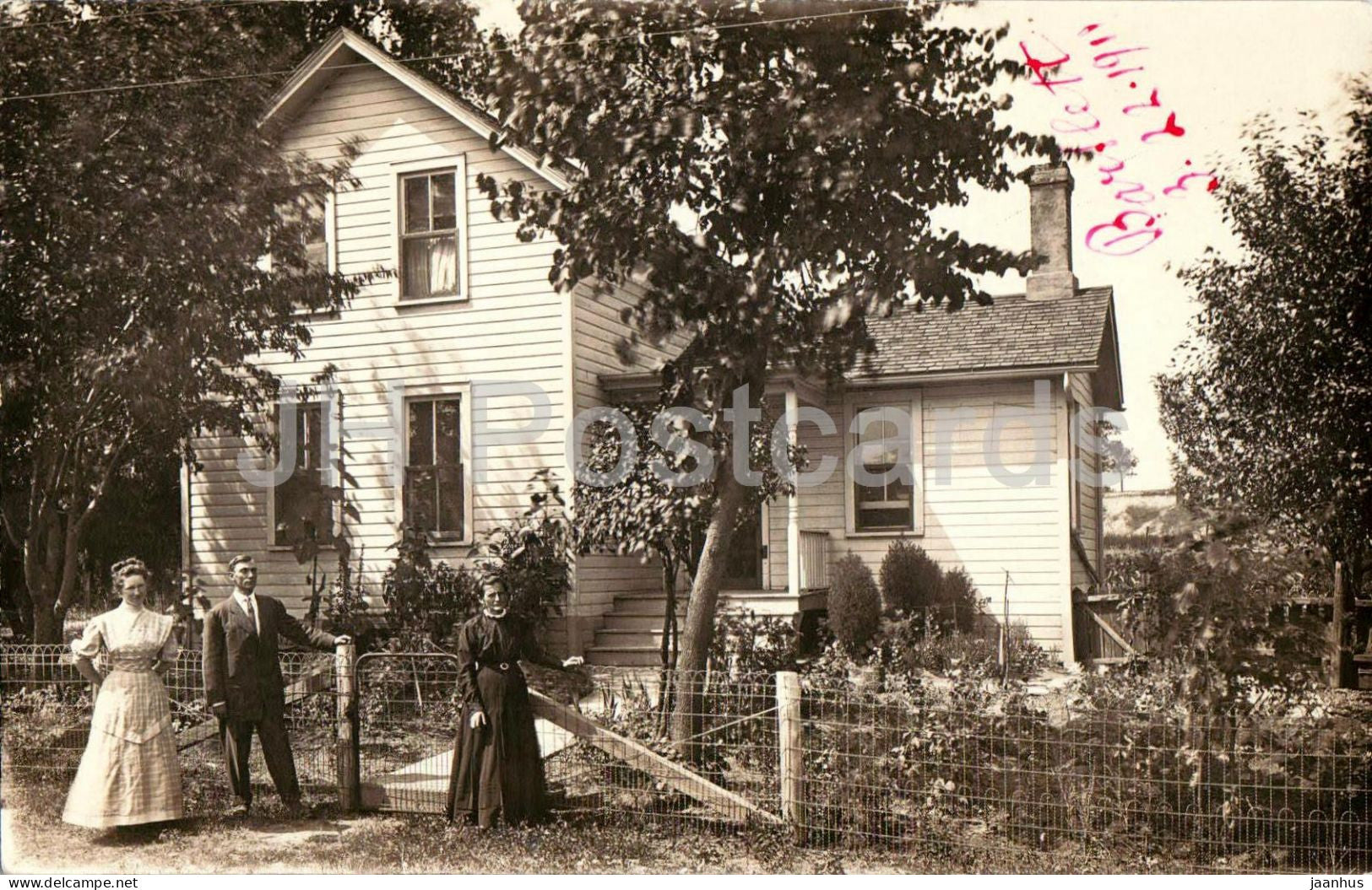 Bartlett - family in front of wooden house - early American homestead - photo - old postcard - 1911 - USA - used - JH Postcards