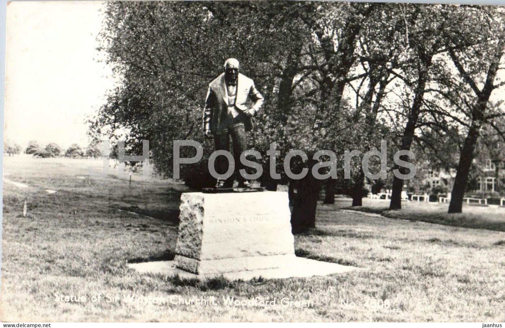 Statue of Sir Winston Churchill Woodford Green monument old postcard - photo - 4808 - England - United Kingdom - unused - JH Postcards