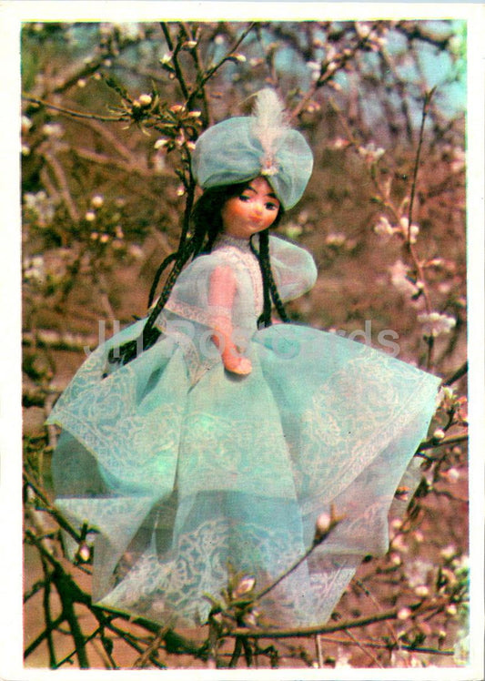 Poupées ouzbèkes - Femme en robe folklorique stylisée - costumes folkloriques - 1976 - Ouzbékistan URSS - inutilisée 