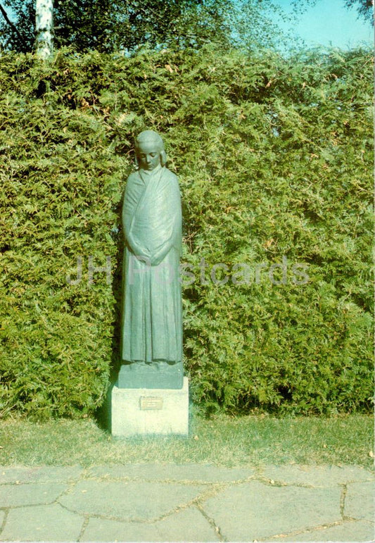 Rottneros Park - Humility sculpture by Christian Eriksson - Sweden - unused