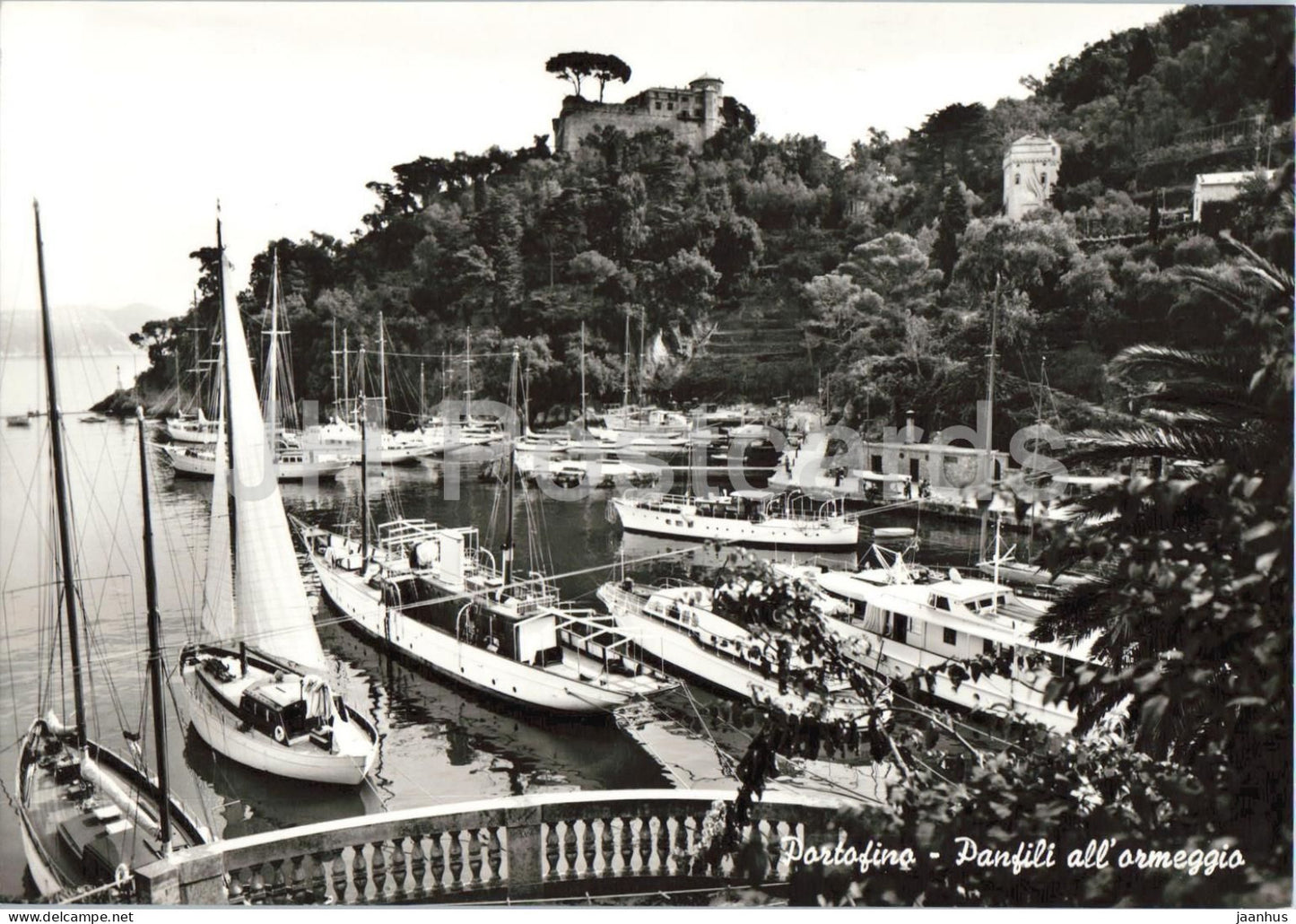 Portofino - Panfili all ormeggio - Yachts at Anchor - sailing boat - yacht - 10162 - old postcard - Italy - unused - JH Postcards