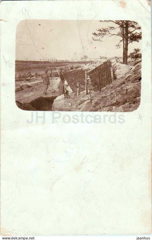 Deutsche Soldaten an der Front - German soldiers at front - cemetery - Feldpost - military - old postcard - 1915 - used - JH Postcards