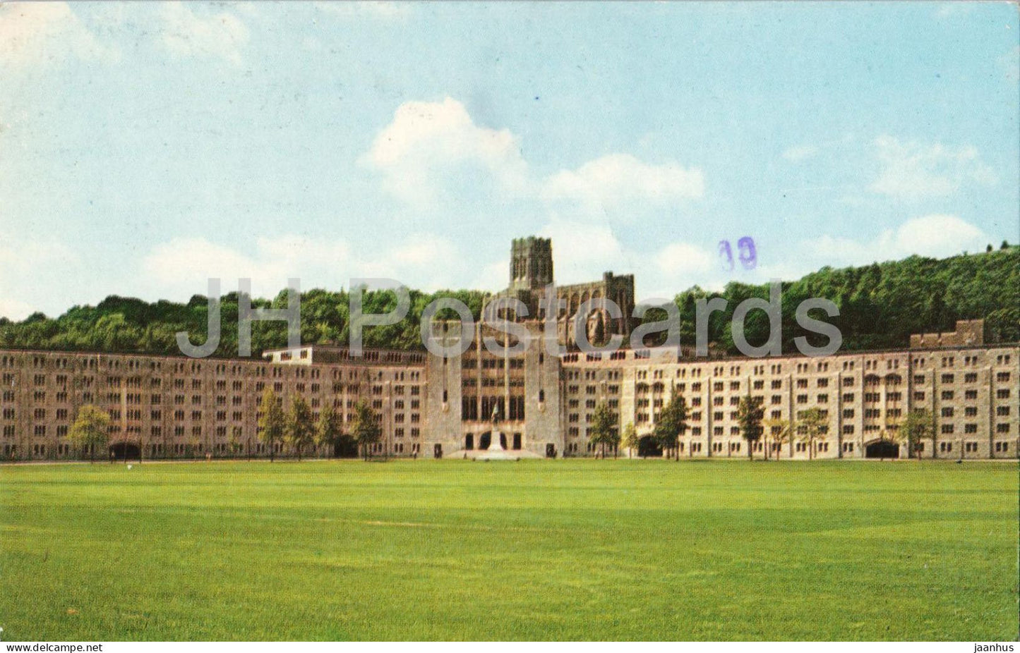 Washington Hall with Cadet Chapel in Background - West Point - New York - 1975 - USA - used - JH Postcards