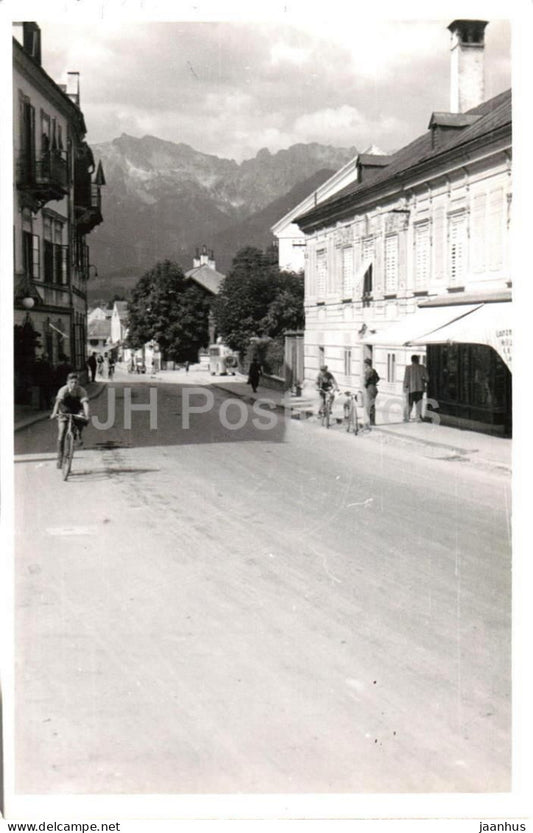 Wiener Neustadt - Vienna - street scene with cyclists and Alps - bicycle - photo - 1938 - Austria - used - JH Postcards