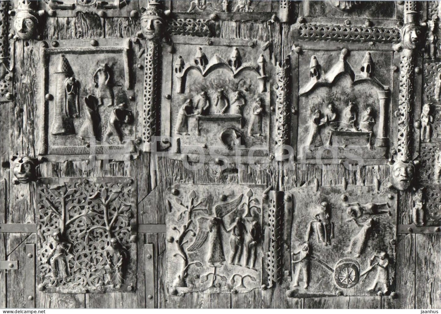 Verona - Basilica di S. Zeno Bronzi della porta Basilica of San Zeno - Bronze door panels old postcard - Italy - unused - JH Postcards