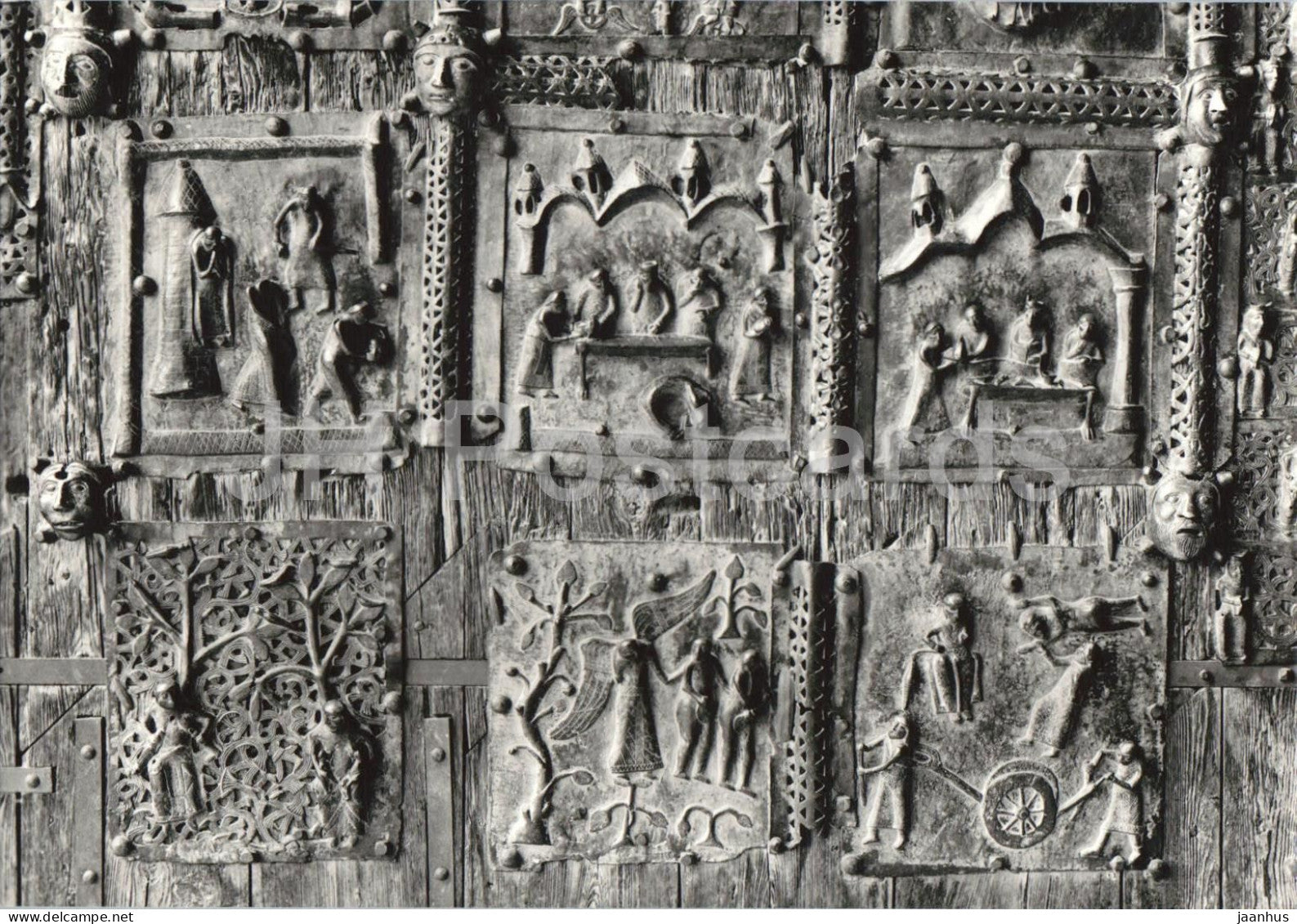 Verona - Basilica di S. Zeno Bronzi della porta Basilica of San Zeno - Bronze door panels old postcard - Italy - unused - JH Postcards