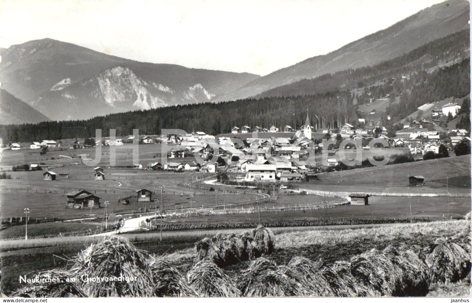 Neukirchen am Grossvenediger - Alps - alpine village - valley - mountains - 33 - 1960s - Austria - used - JH Postcards