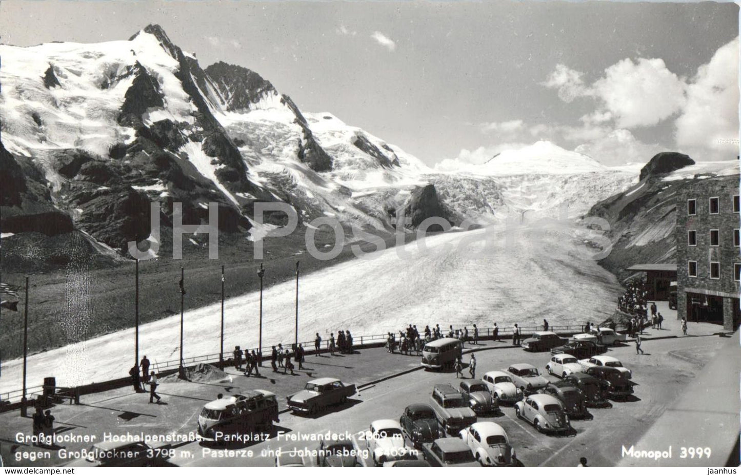 Grossglockner Hochalpenstrasse - Parkplatz Freiwandeck - mountains - Alps - car Volkswagen 3999 - 1968 - Austria - used - JH Postcards