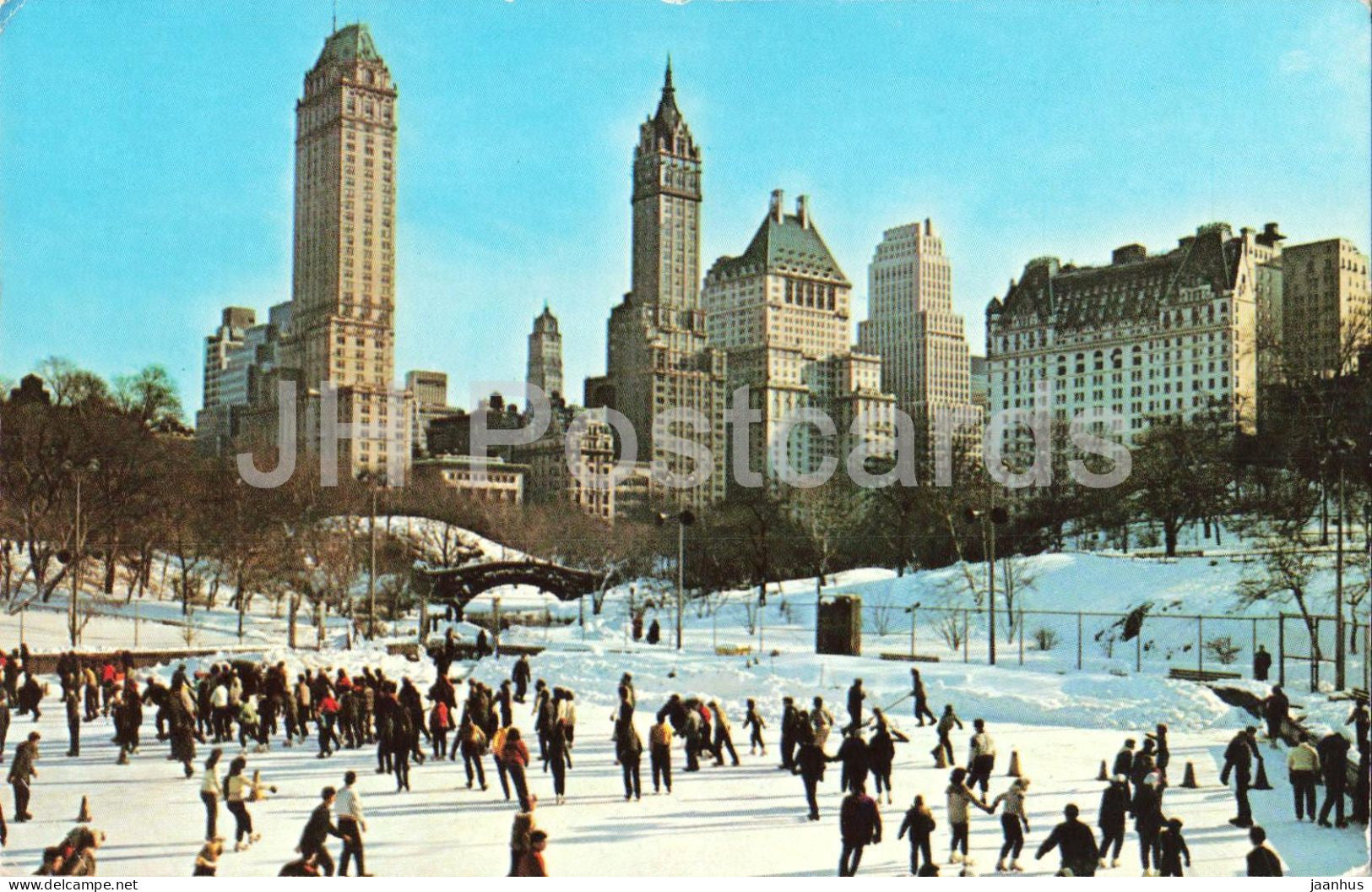 New York - Winter in Central Park - Wollman Memorial Skating Rink - 1970s - USA - used - JH Postcards