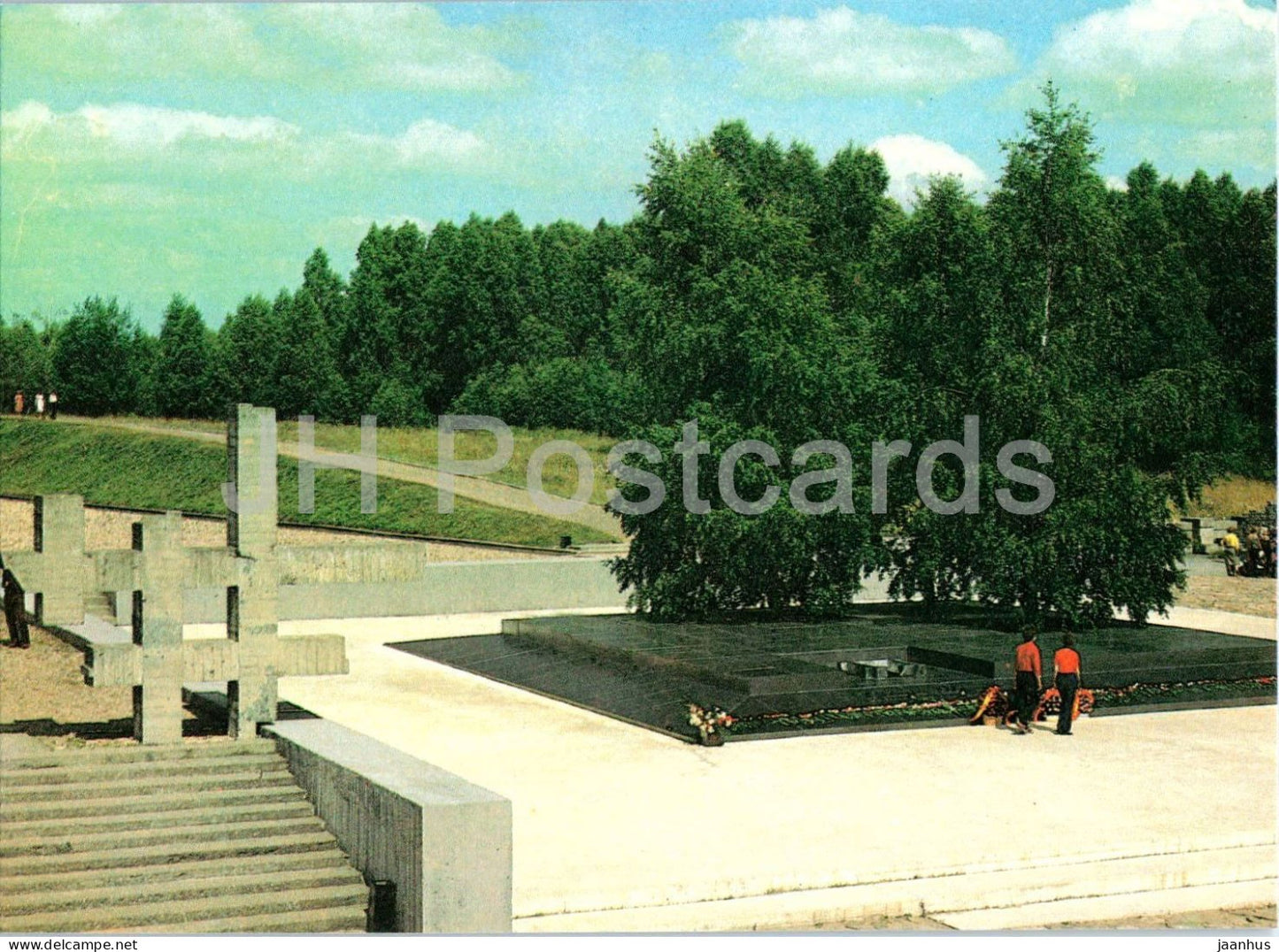 Khatyn - Eternal Flame at the fourth birch - war memorial - monument - 1970s - Belarus - USSR - unused - JH Postcards