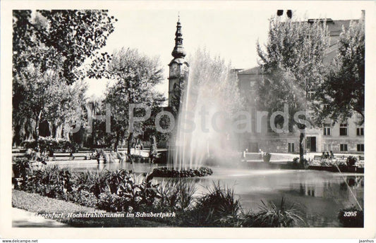 Klagenfurt - Hochstrahlbrunnen im Schubertpark - fountain - 3205 - old postcard - Austria - unused - JH Postcards