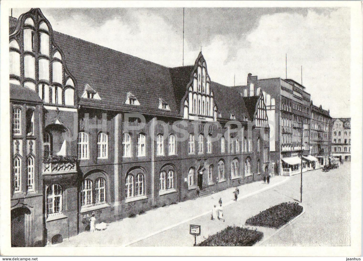 Hindenburg OS. - Zabrze - Bahnhofsplatz mit Postamt - Schlesien - Silesia - old postcard - Poland - unused - JH Postcards