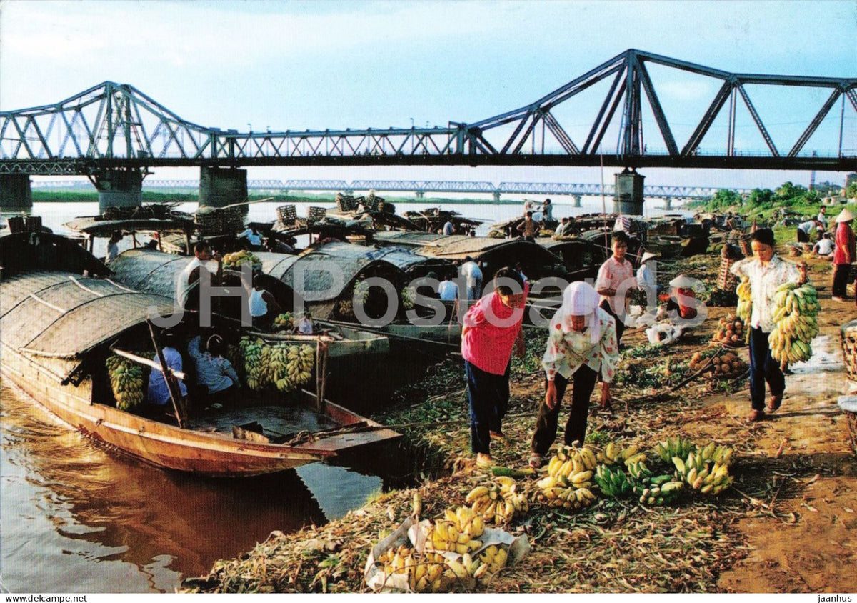 The Fruit Market at Long Bien Bridge Hanoi - photograph by Minh Loc - boat - 1990s - Vietnam - unused - JH Postcards