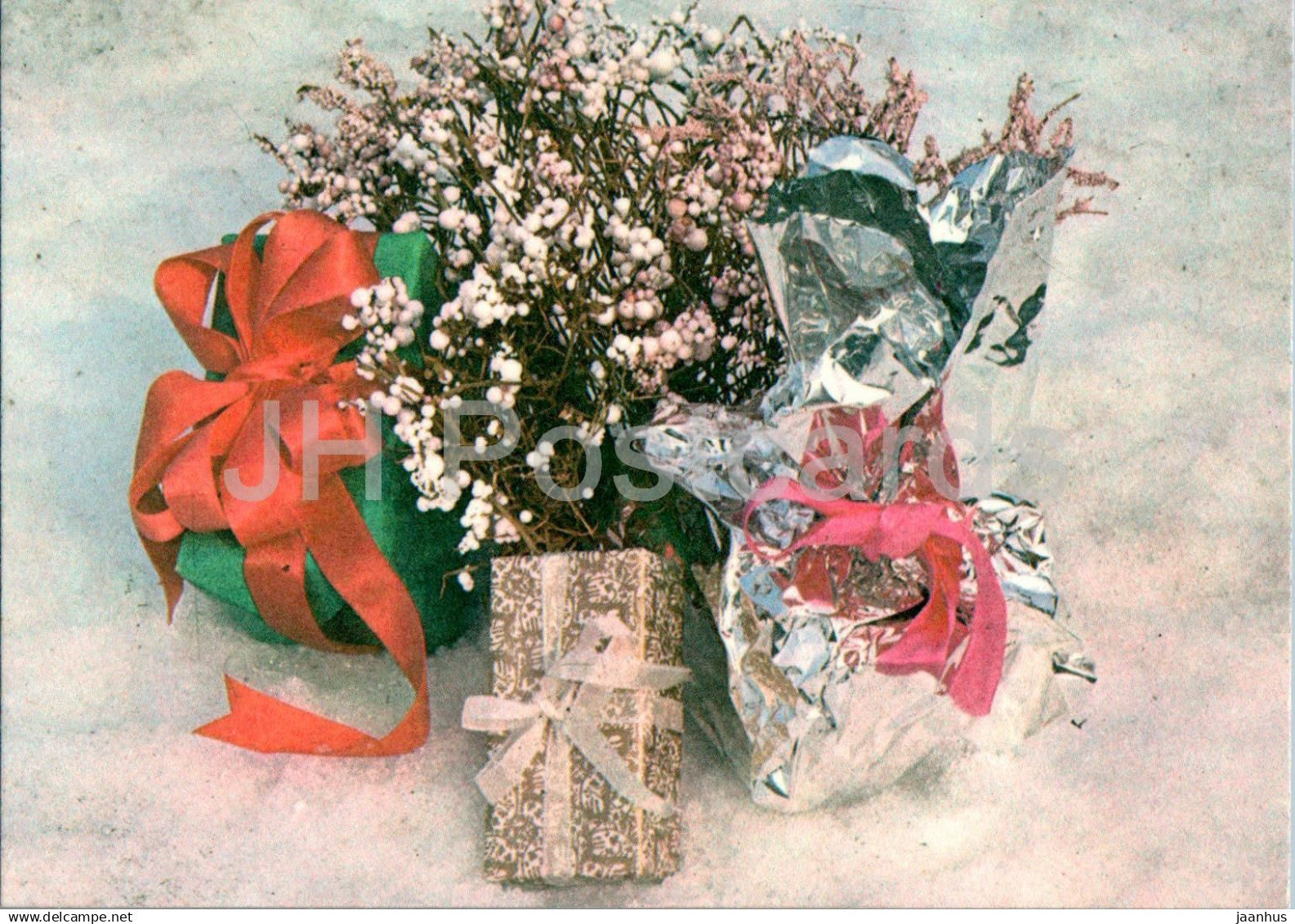 New Year Greeting card - 2 - gifts - 1986 - Estonia USSR - used - JH Postcards