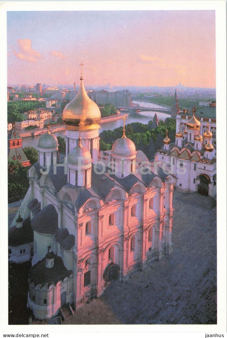 Moscow - Moscow Kremlin - Archangel and Annunciation Cathedrals - architecture - 1990 - Russia - USSR - unused - JH Postcards