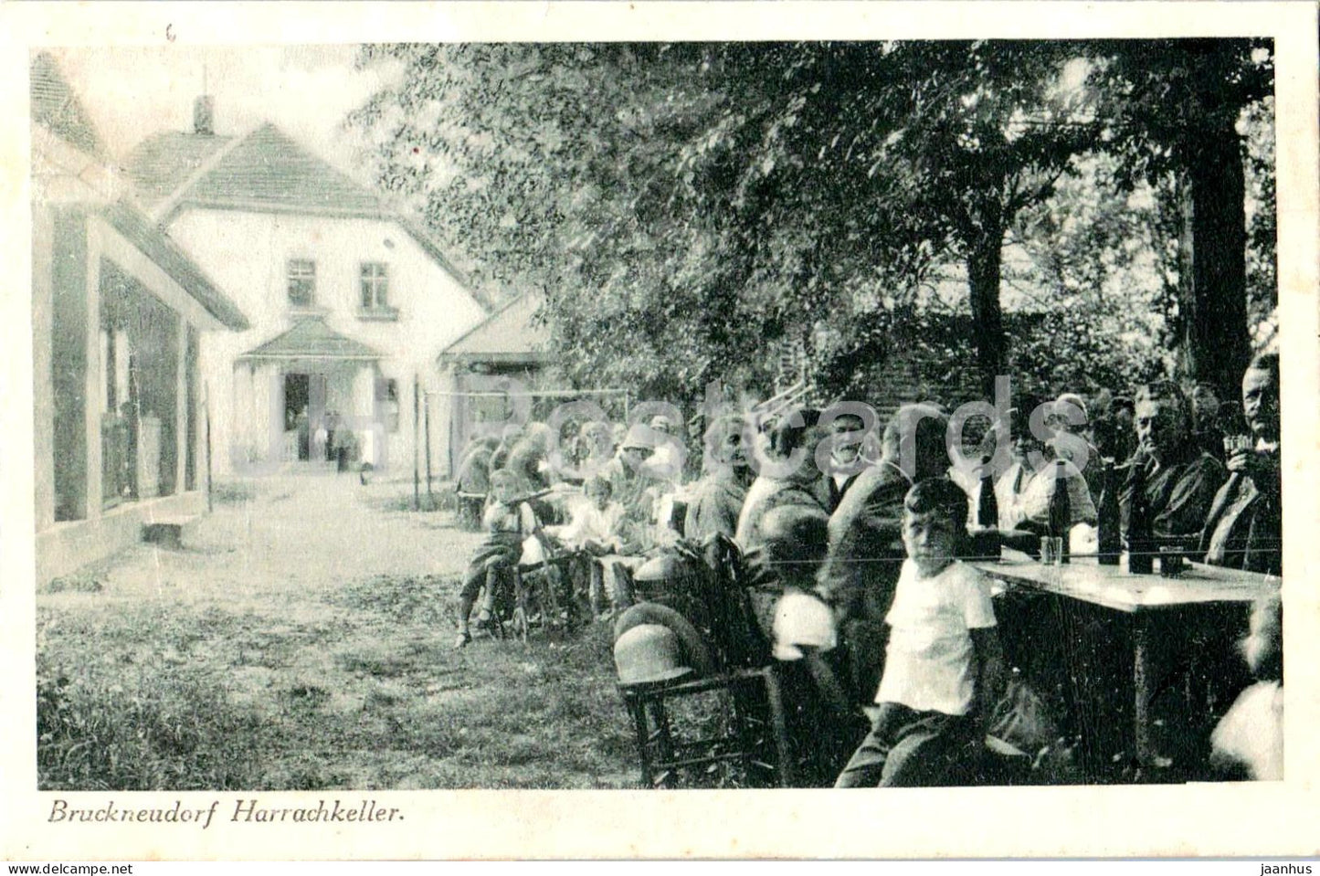 Bruckneudorf - Harrachkeller - beer garden, people sitting outdoors - No. 88218 - old postcard - Austria - unused - JH Postcards