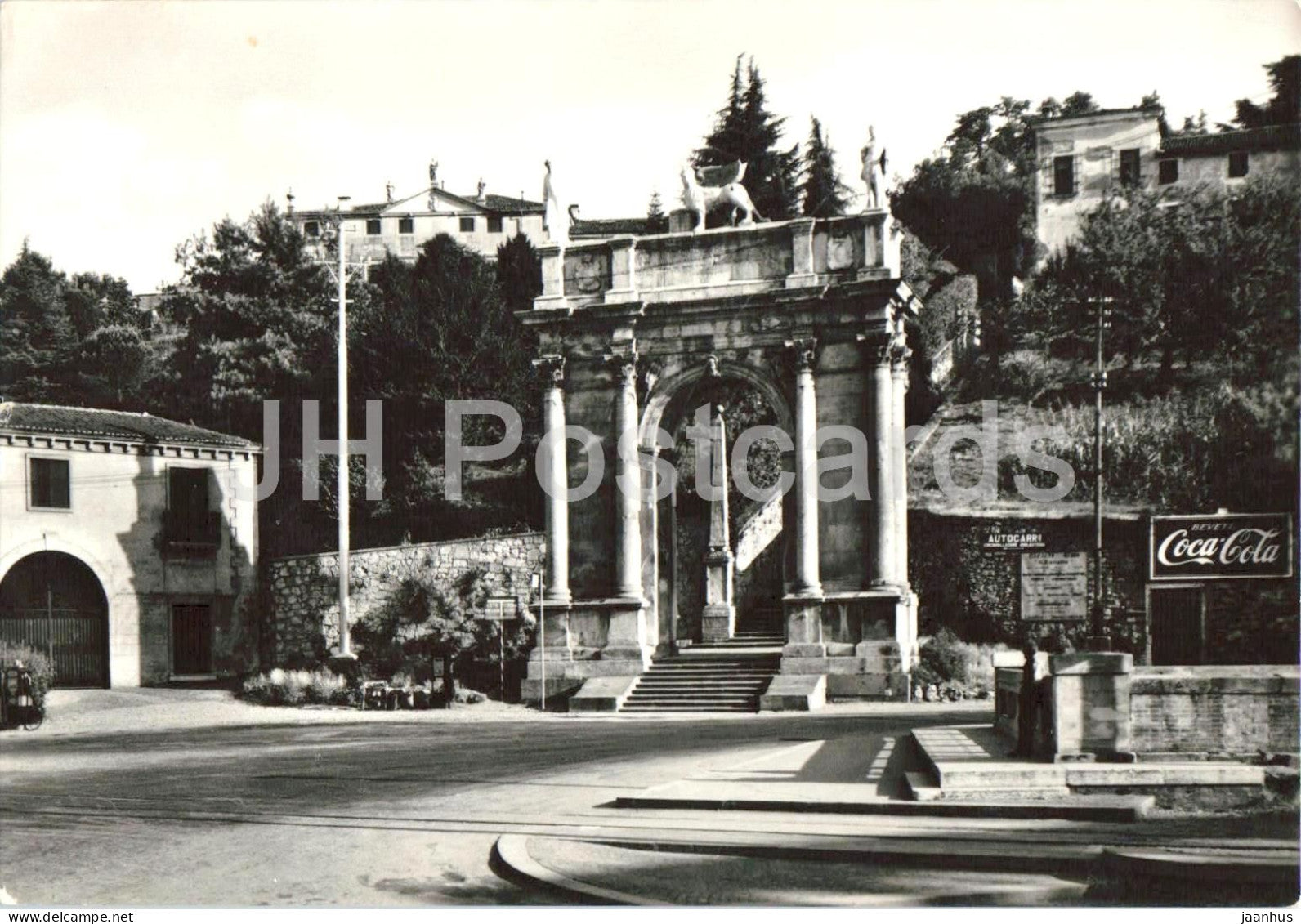 Vicenza - Piazzale Fraccon - Arco delle Scalette - Coca Cola - Arch of the Stairs old postcard - 1958 - Italy - used - JH Postcards