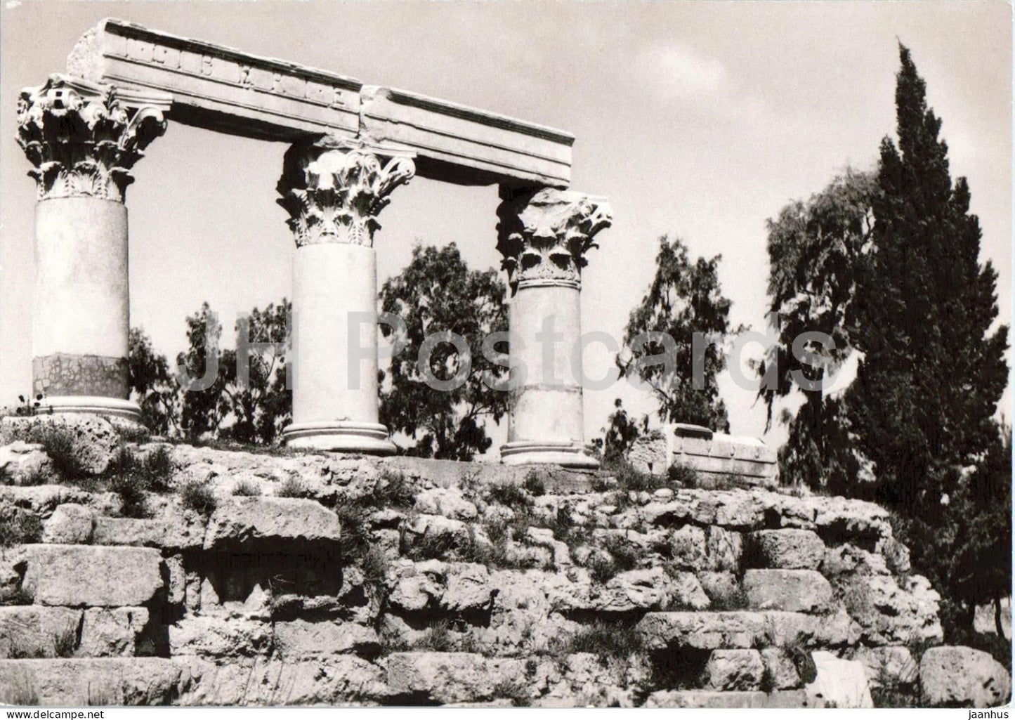 Corinth - Ruins of Roman Temple - ancient world - columns - archaeology - old postcard - 322 - Greece - unused - JH Postcards