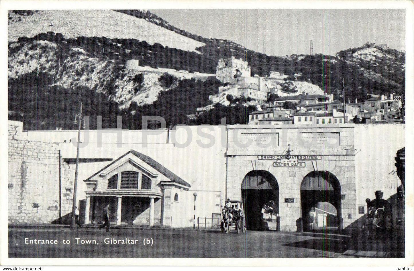 Gibraltar - Entrance to Town - Grand Casemates Gates - old postcard - Gibraltar - unused - JH Postcards