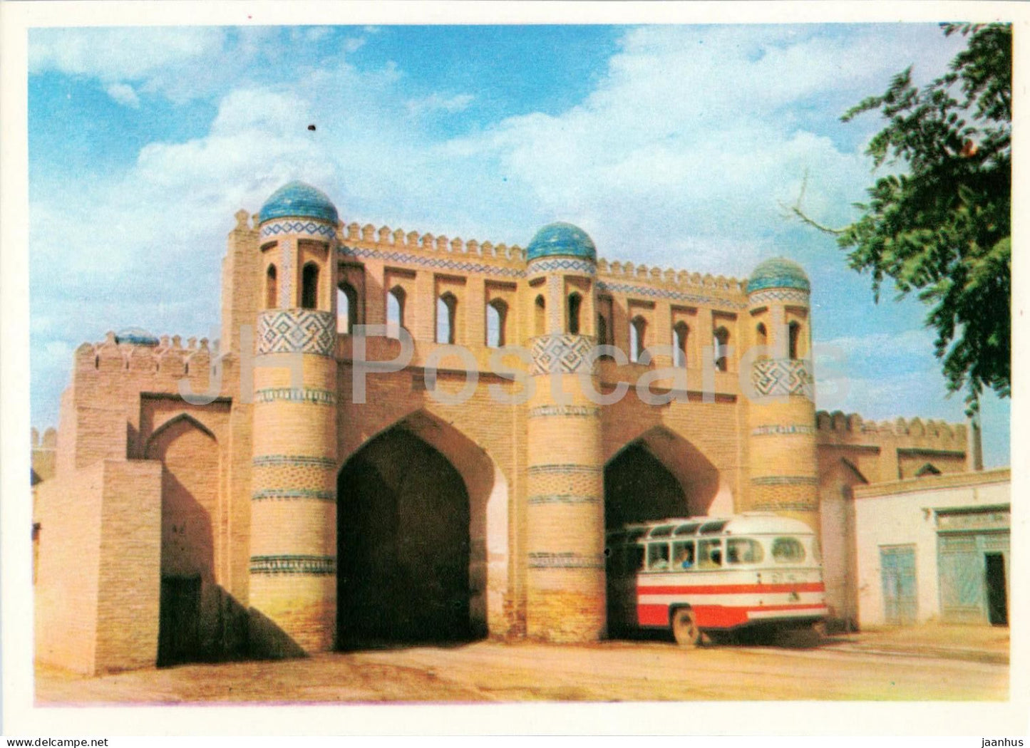 Khiva - Kosh Darvaza Gate - city gate - bus - 1979 - Uzbekistan USSR - unused - JH Postcards