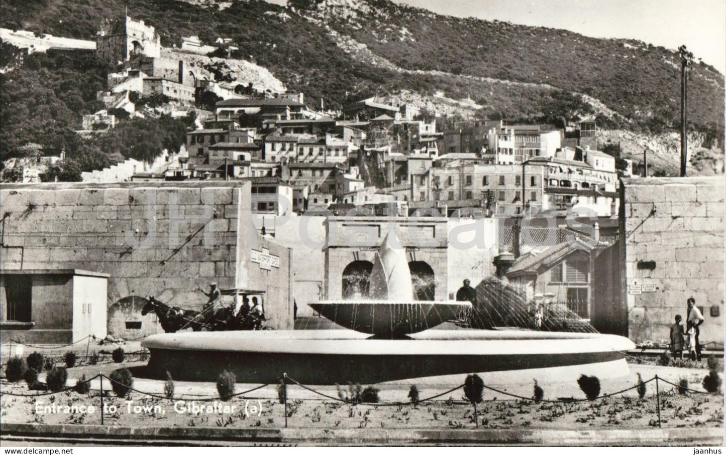 Gibraltar - Entrance to Town - fountain - old postcard - Gibraltar - used - JH Postcards