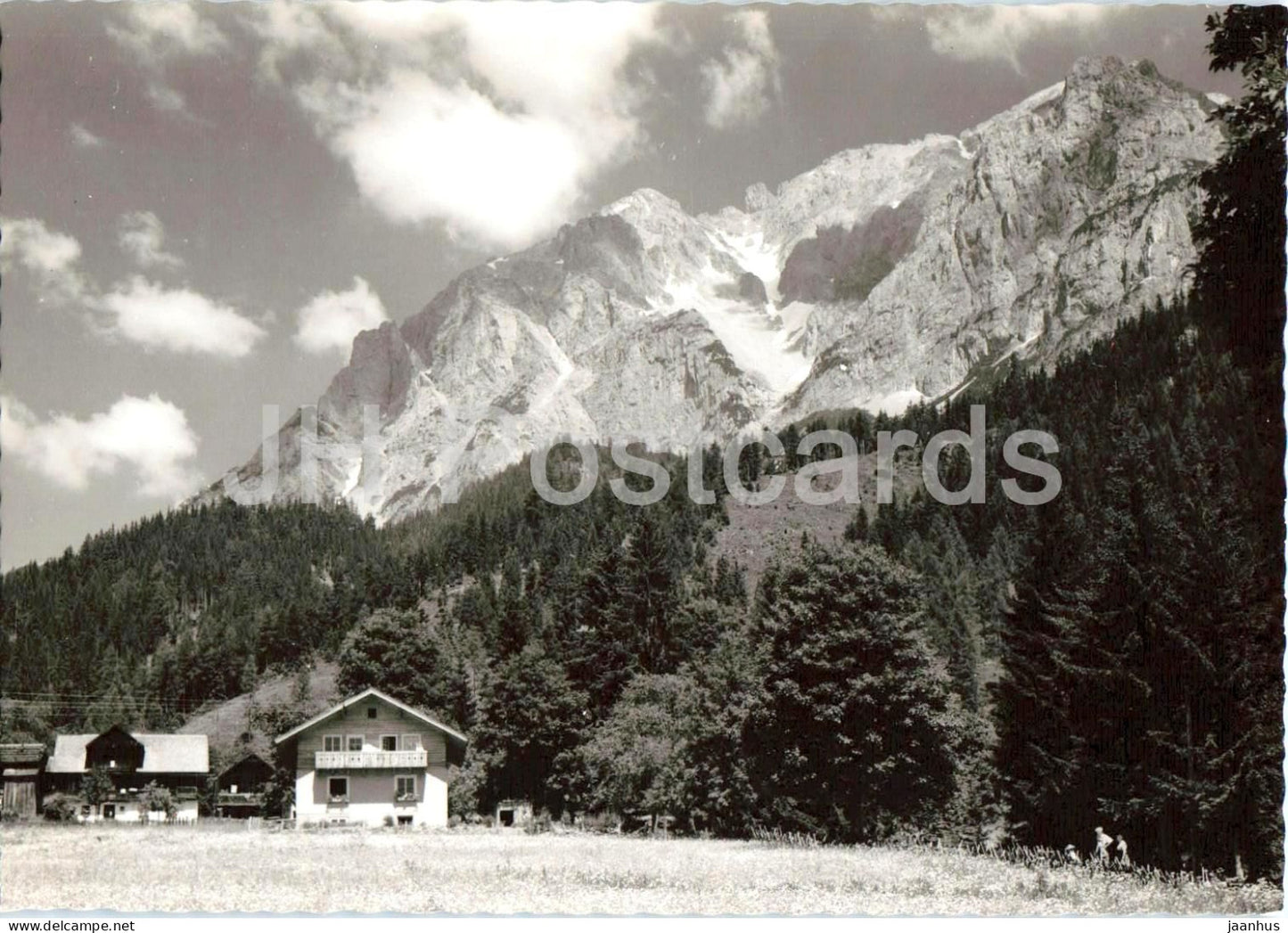Haus Bergheimat 1200 m Ramsau Dachstein - alpine house - village - mountains - old postcard - Austria - unused - JH Postcards