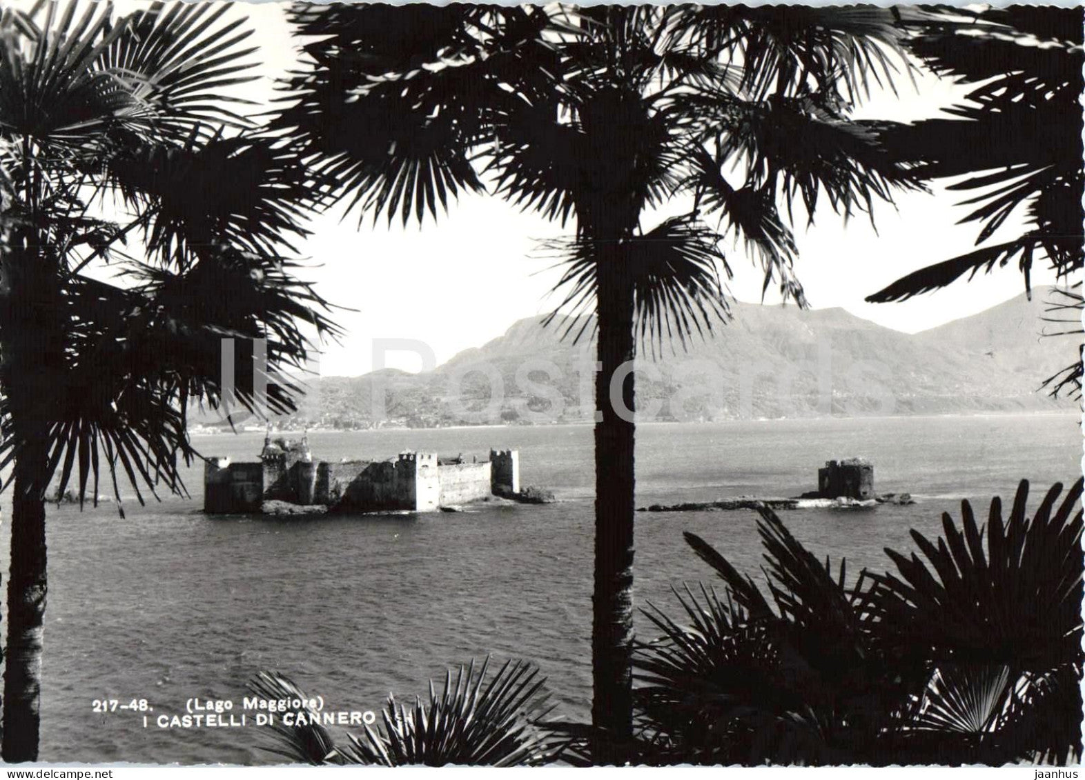 I Castelli Di Cannero - Lago Maggiore - Castles of Cannero - Lake Maggiore - 217-48 - old postcard - Italy - unused - JH Postcards