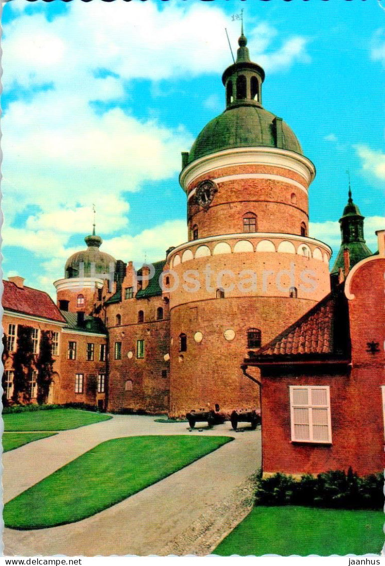 Gripsholm - Yttre borggarden med Griptornet - Outer castle yard with the Grip Tower - 8523 - 1967 - Sweden - used - JH Postcards