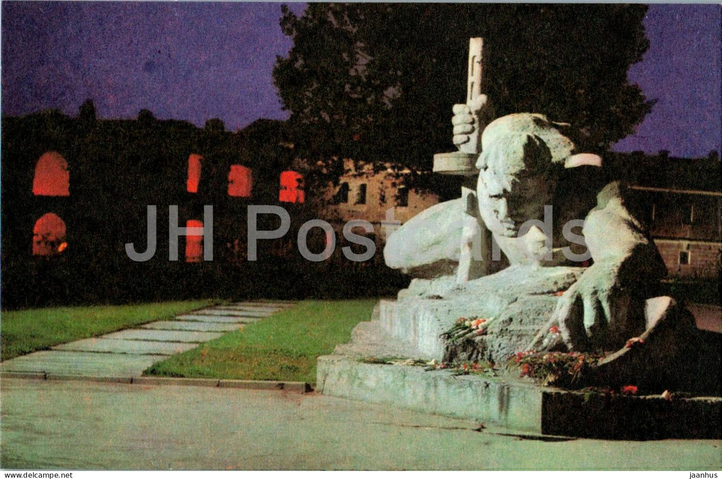 Brest - The Thirst - monument - WWII - Belarus USSR - unused - JH Postcards