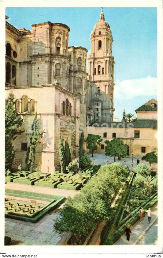 Malaga - La Catedral - Cathedral - cathedral courtyard gardens - 15 - old postcard - Spain - unused - JH Postcards