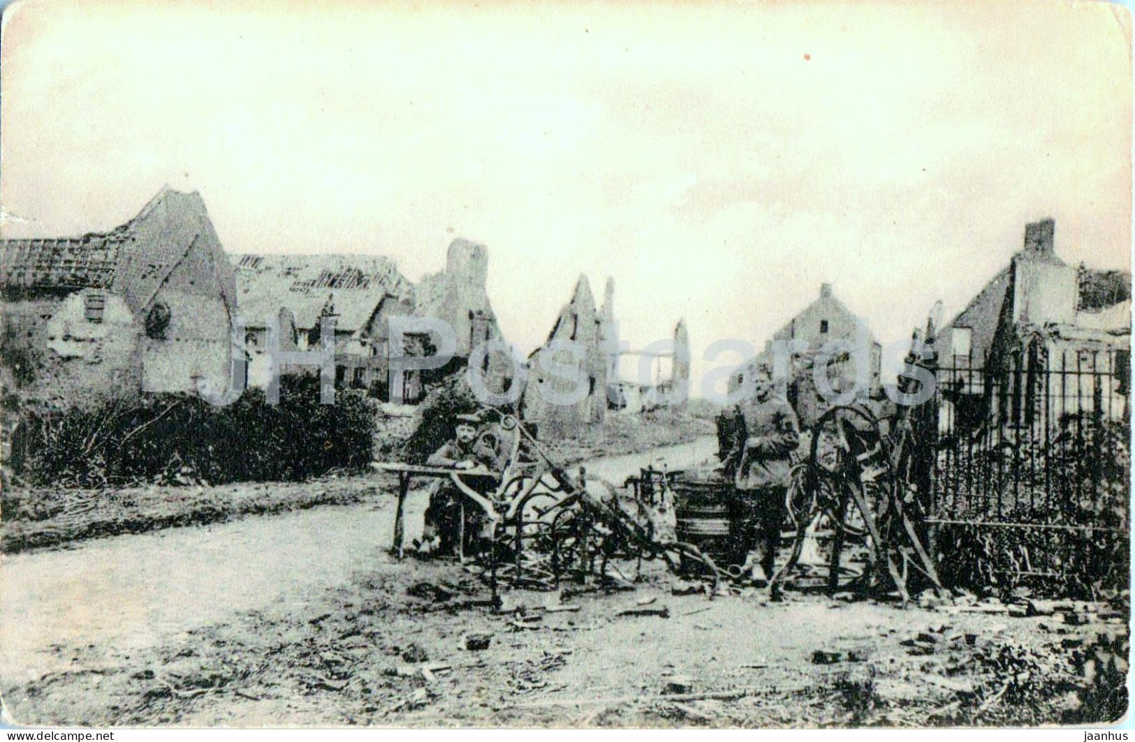 Zandvoorde von den Englandern zusammengeschossen - shelled by the English - WWI - old postcard - Belgium - unused - JH Postcards