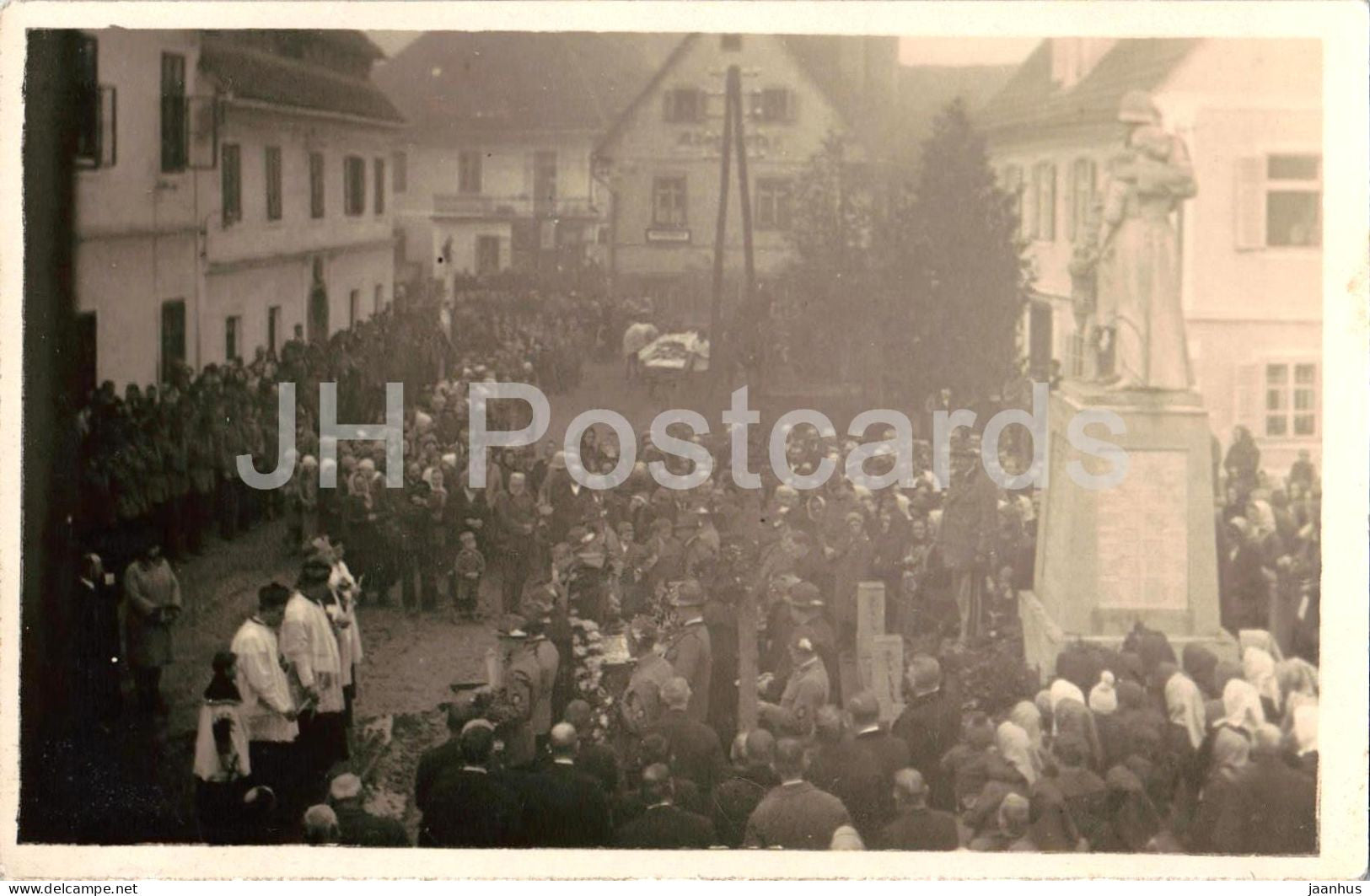 Wien - Vienna ? Enthullung des Kriegerdenkmals - war monument - photo - 1930 - old postcard - Austria - used - JH Postcards