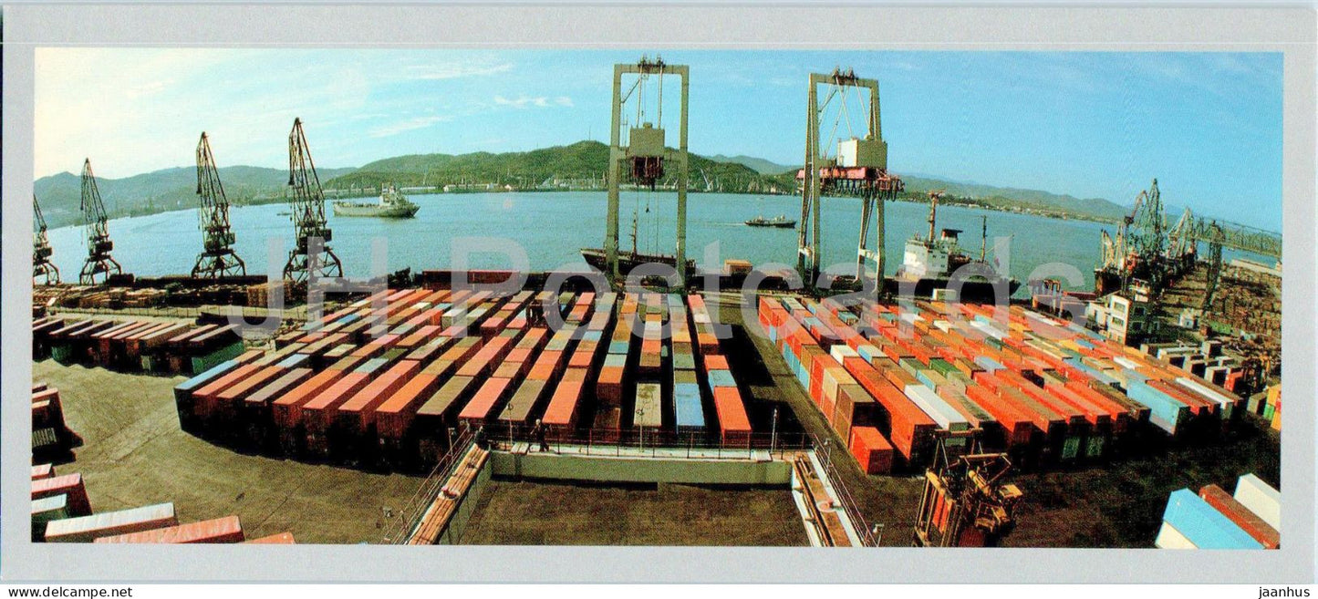 Bay of the Peter the Great - Nakhodka - port - ship - crane - 1980 - Russia USSR - unused - JH Postcards