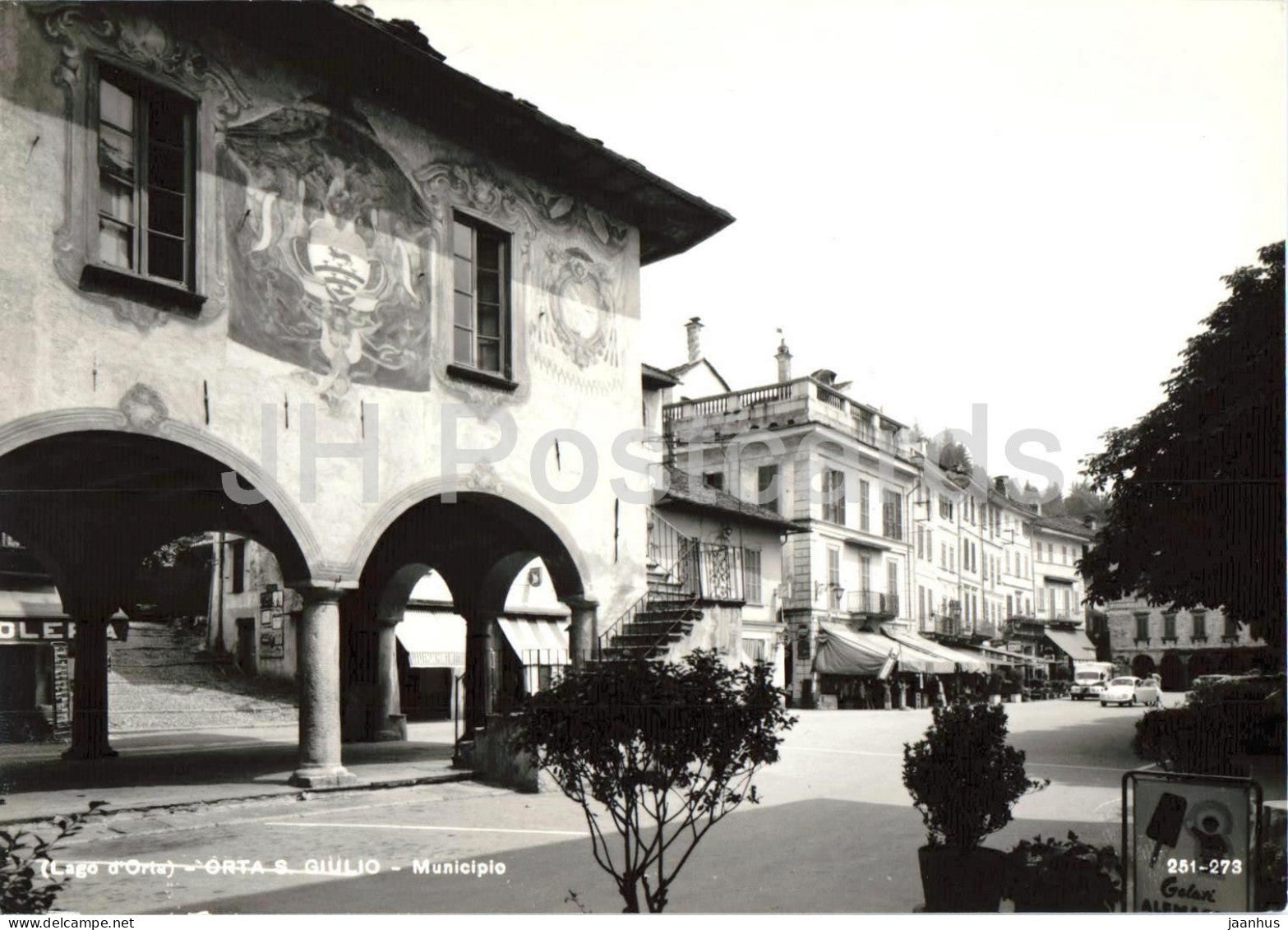 Orta S. Giulio - Municipio - Lago d' Orta - town hall - square - architecture - 251-273 - old postcard - Italy - unused - JH Postcards
