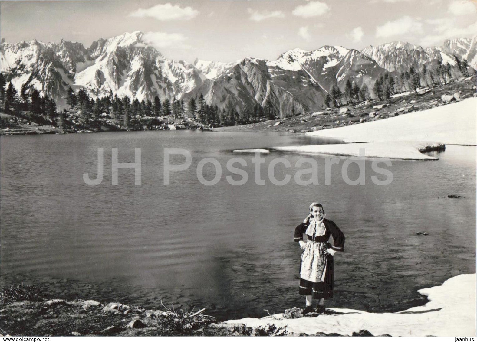 Valgrisenche - Val Grisanche - woman in traditional Valdotain folk costume - old postcard - 1952 - Italy - used - JH Postcards